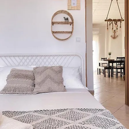 Tolic Apartment *